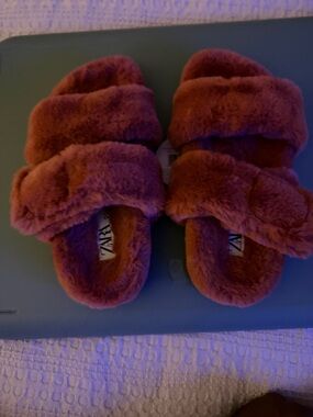 Zara Plush Double-Strap Fuzzy Slides - Rose Mauve